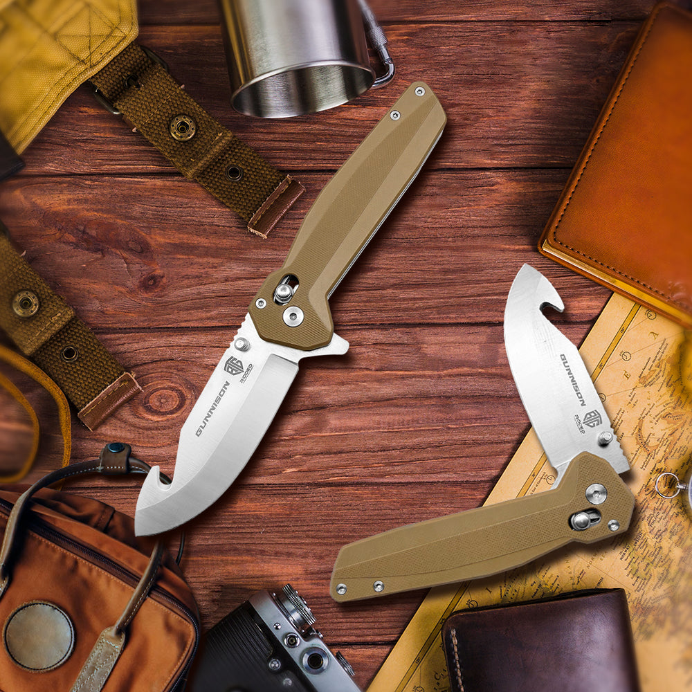 Gunnison Gut Hook Pocket Knife – D2 Steel Blade w/ Flat Dark Earth Handle & Jimping on Spine